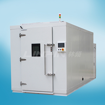 軍標(biāo)淋雨試驗室